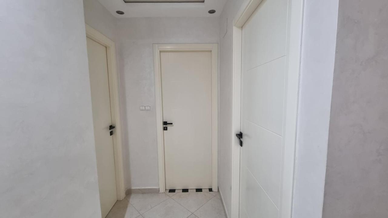 Nador Khattabi 2-19 Luaran gambar